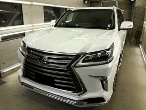 lexus_lx570_img002