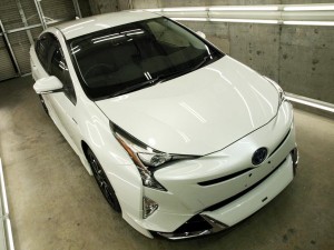 toyota_puriusapremium_img003